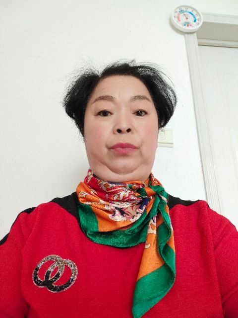 候晓荣头像