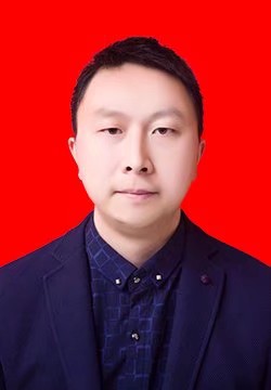 杨渊头像