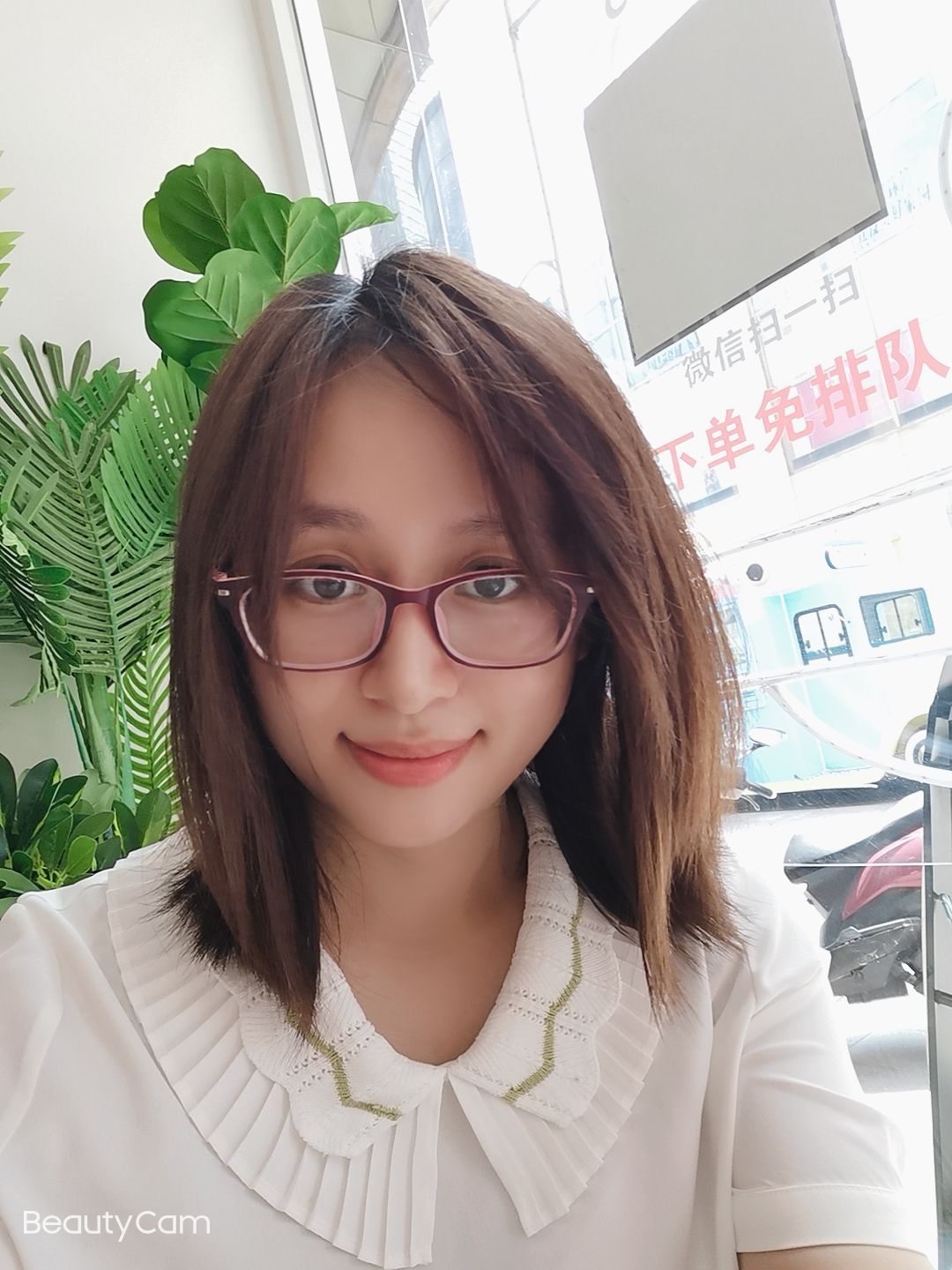 暴素青头像