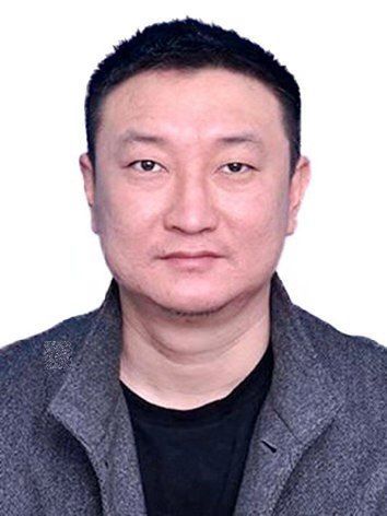 季洪超头像