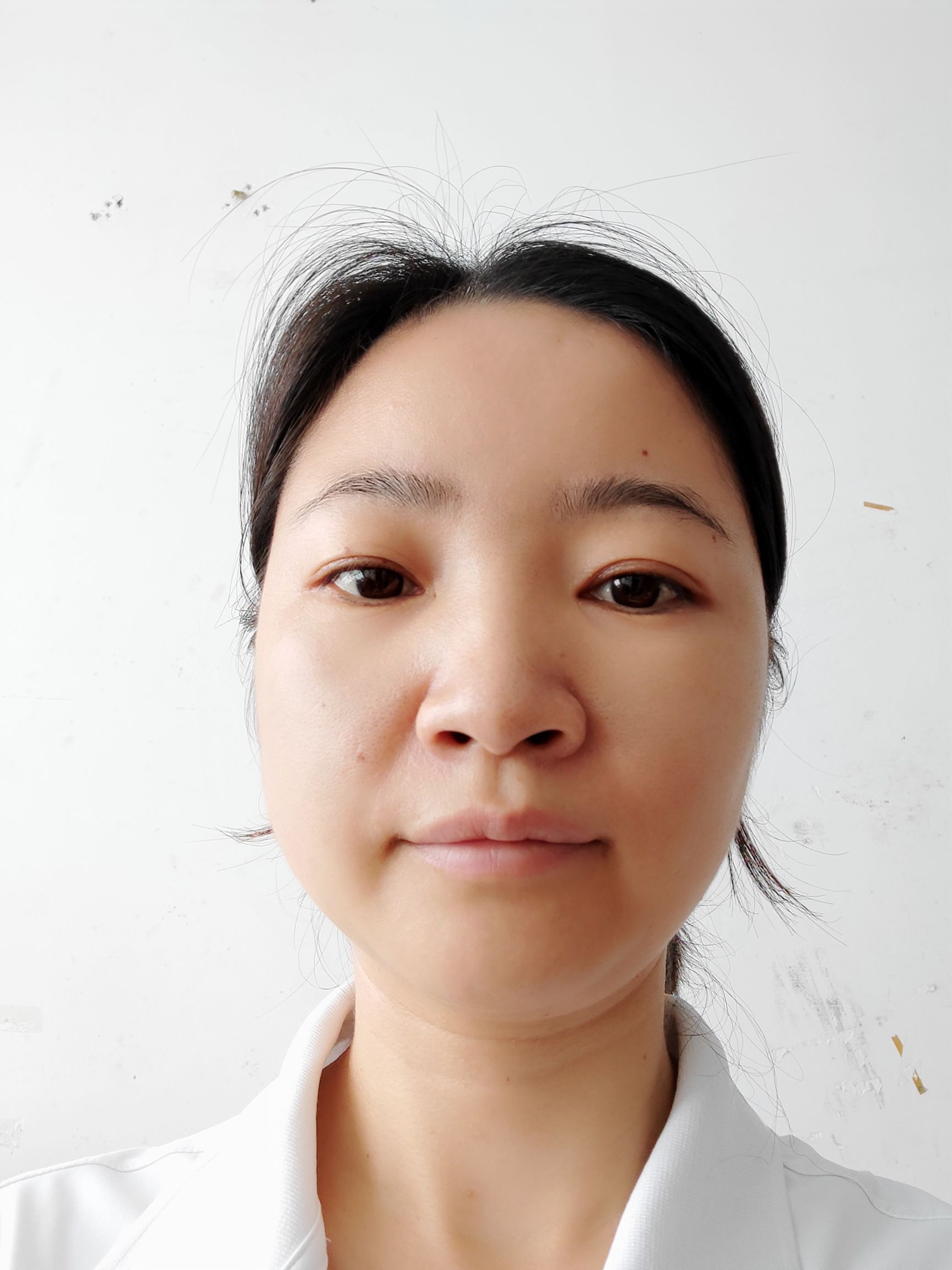 李小燕头像