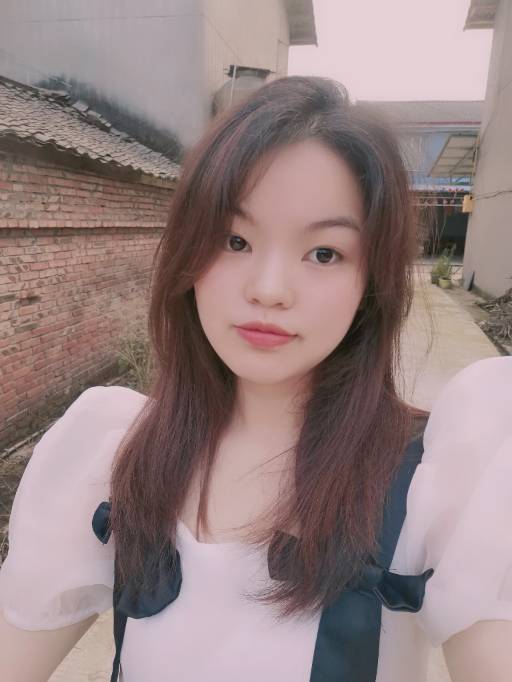张梦玲头像