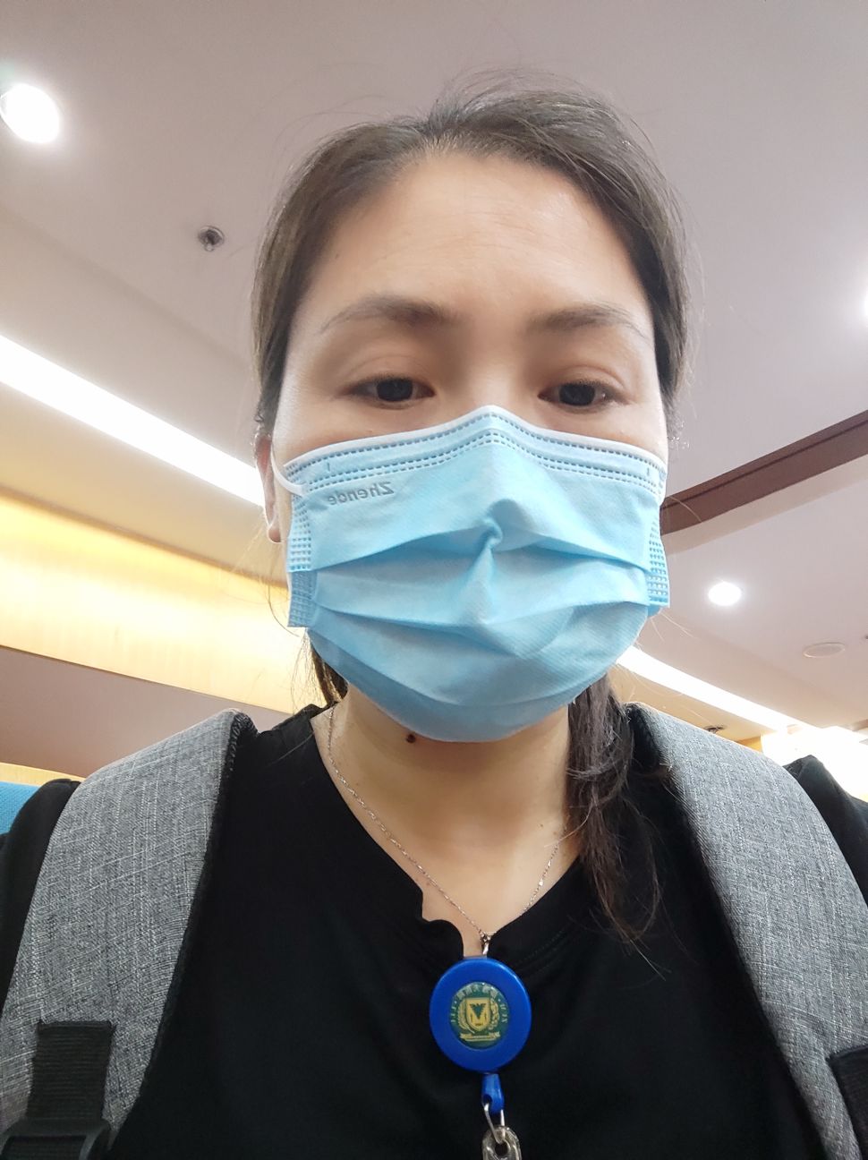 傅鹰头像