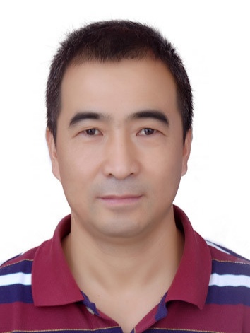 张霄辉头像