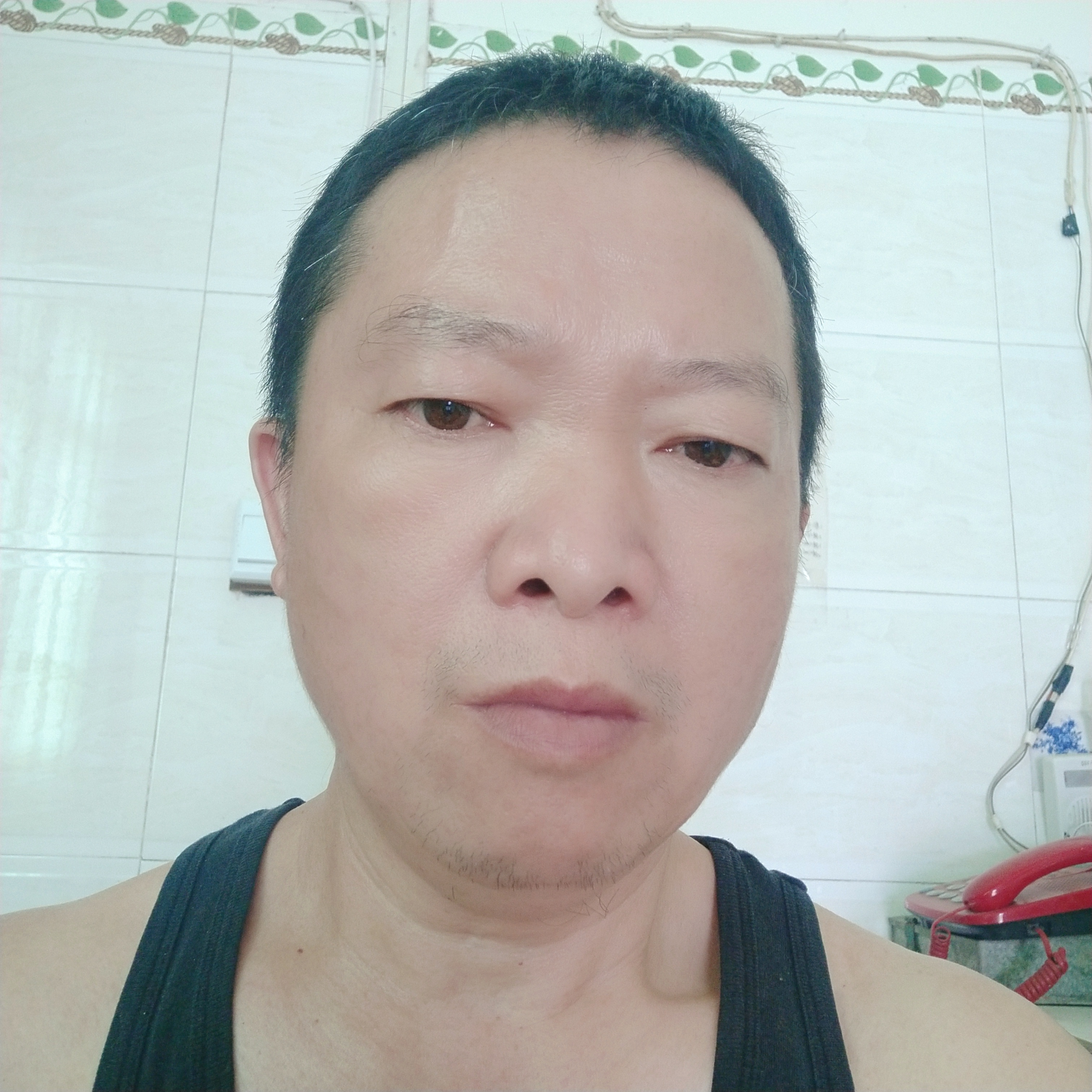 杨运东头像