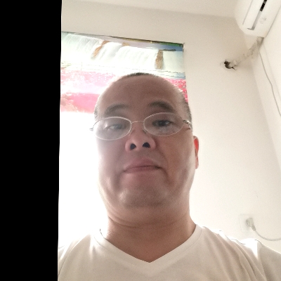 崔德志头像