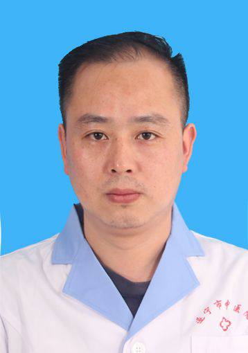 衡春雷头像