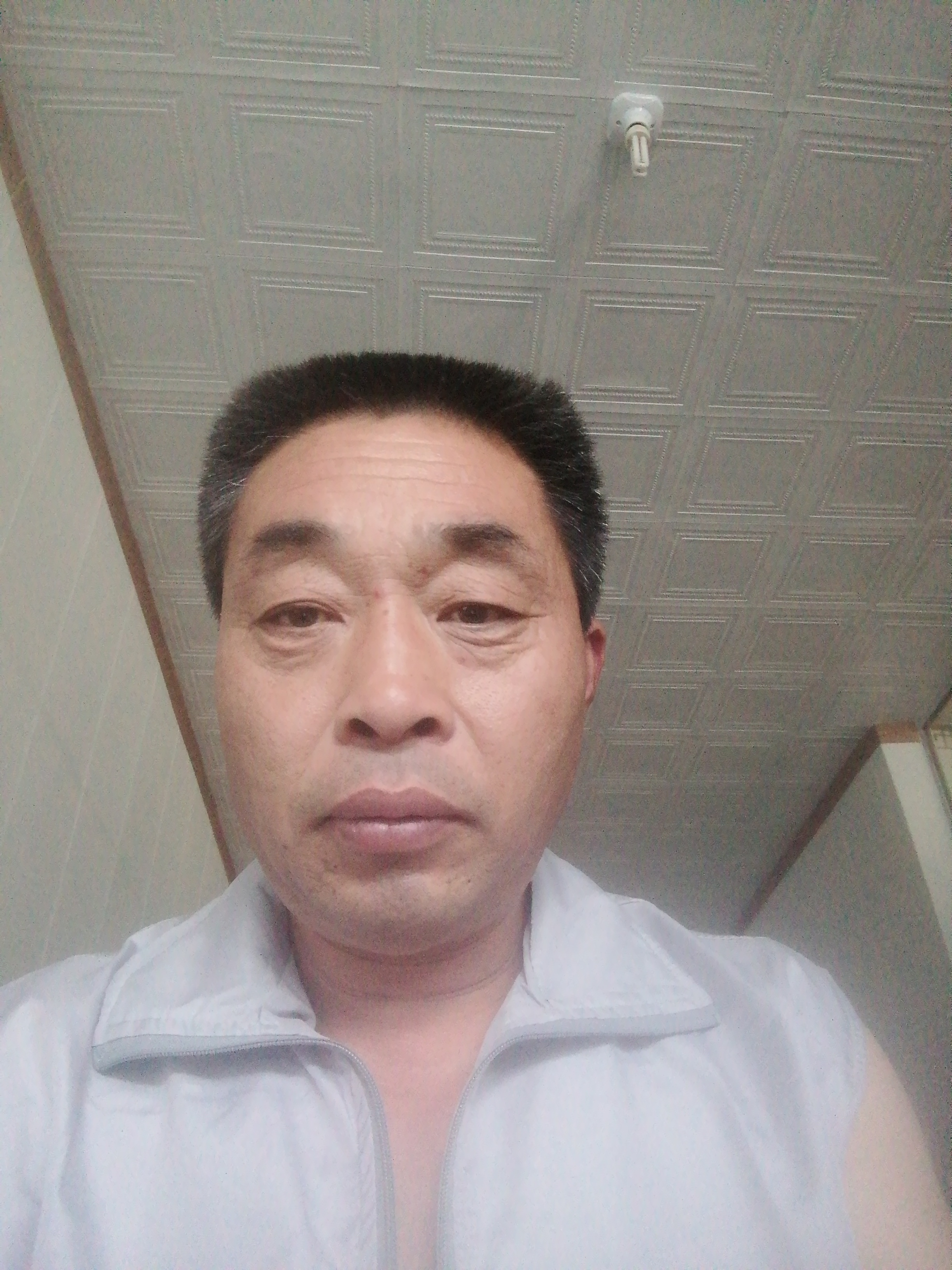 郭志军头像