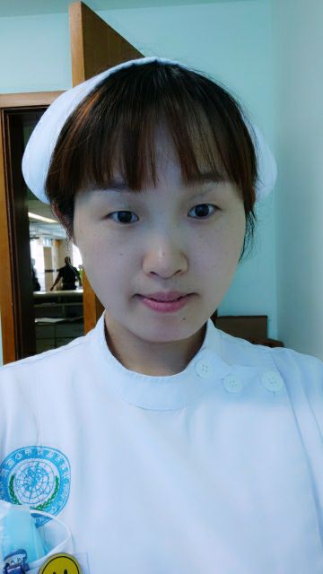 蹇春容头像