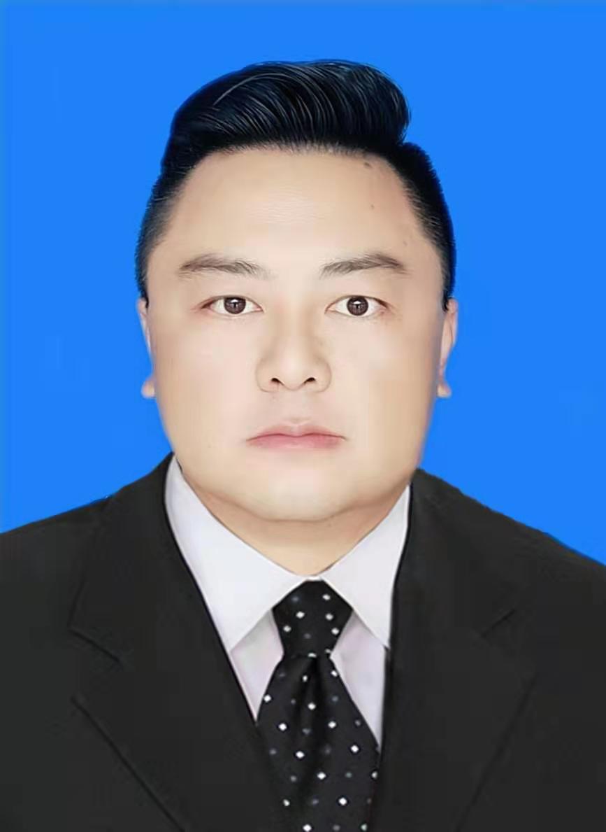 白俊头像