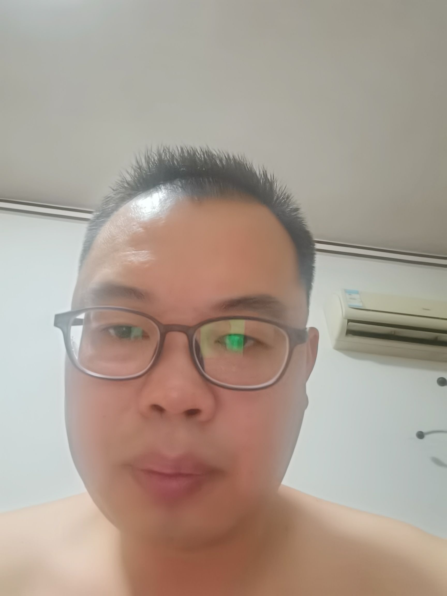 许春华头像