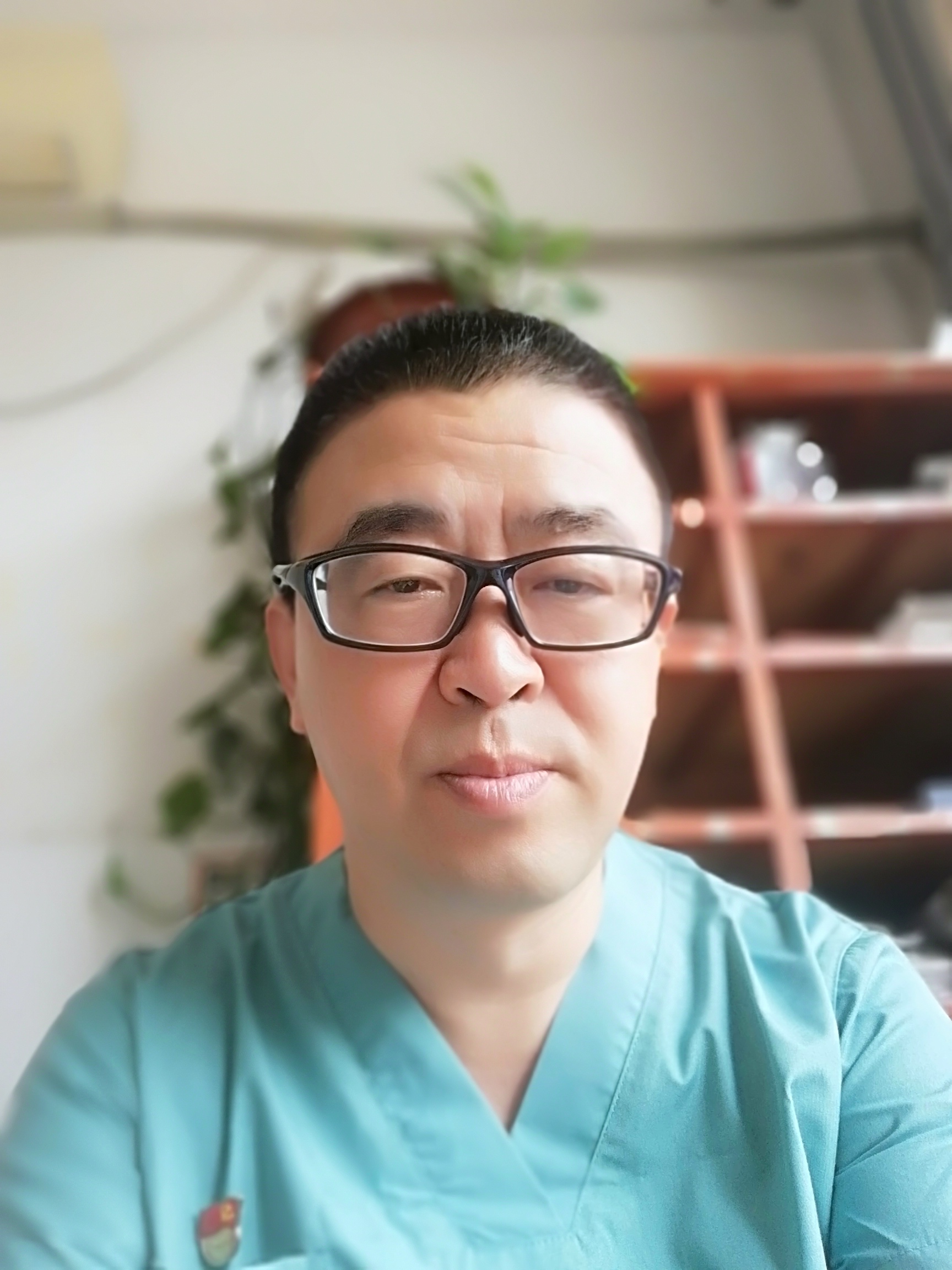 陆长勇头像