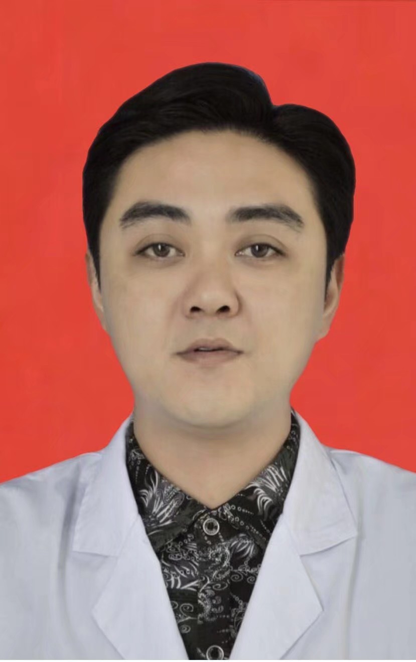 谭水平头像