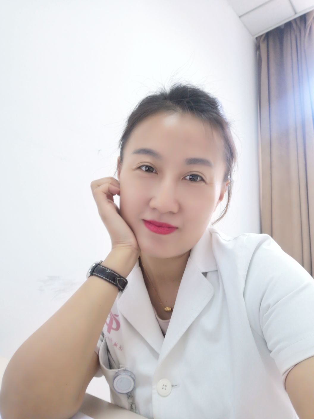 王婵娟头像