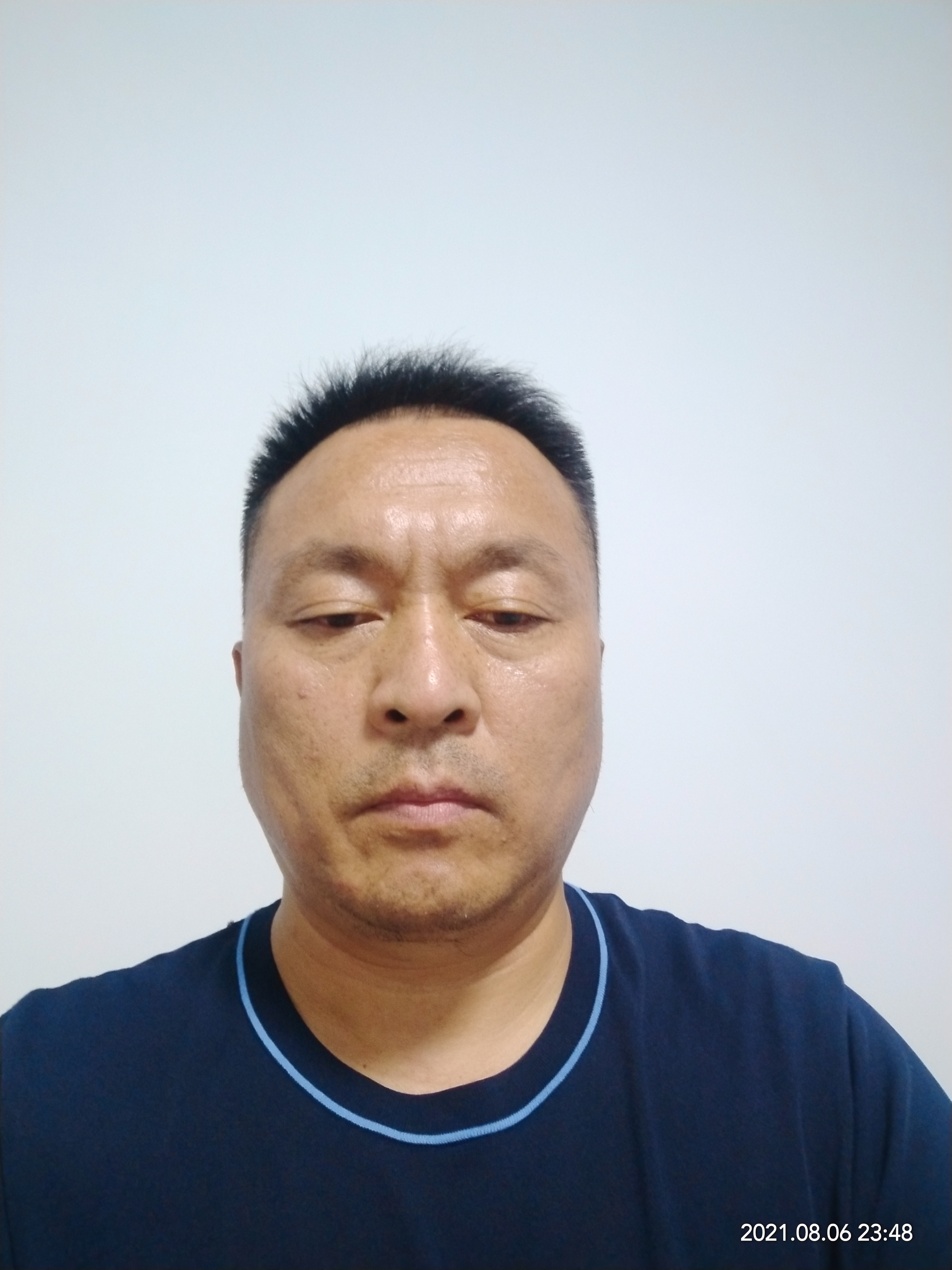 张鹏头像