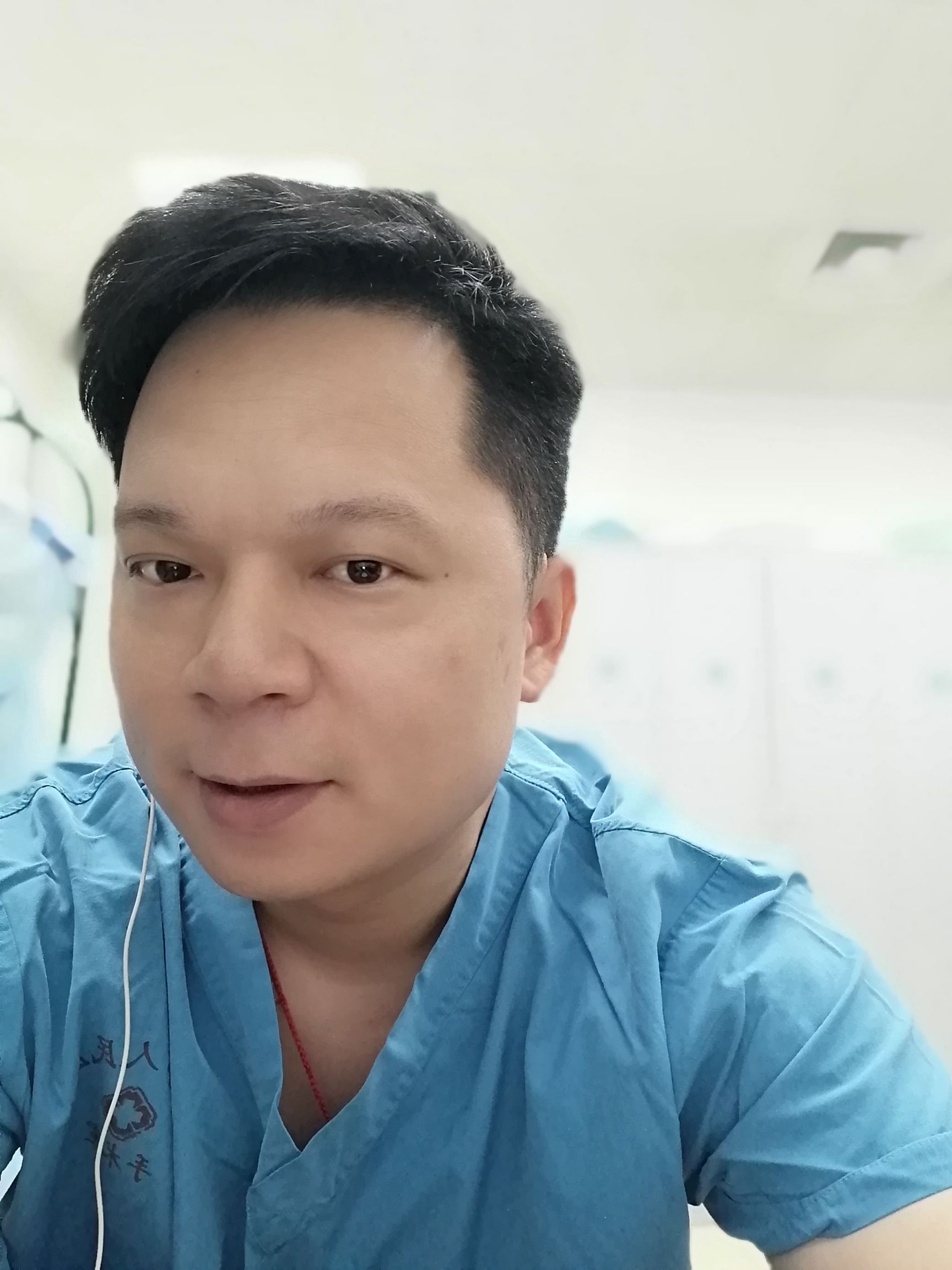 但汉威头像