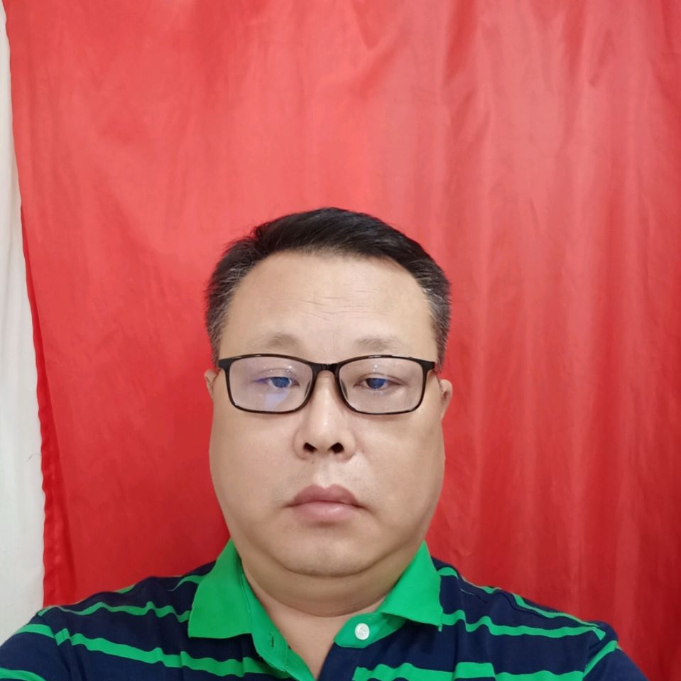 董良柱头像