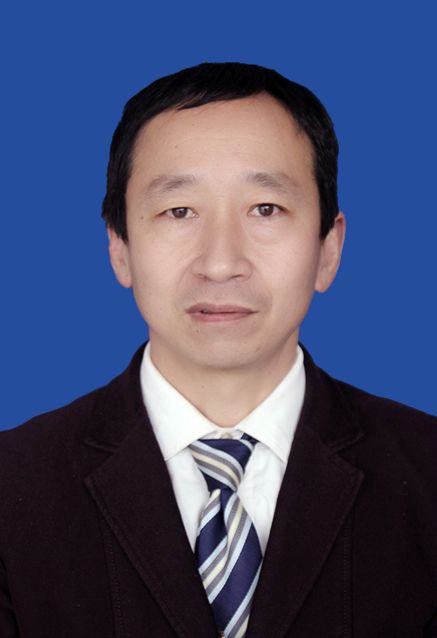 吴世盛头像