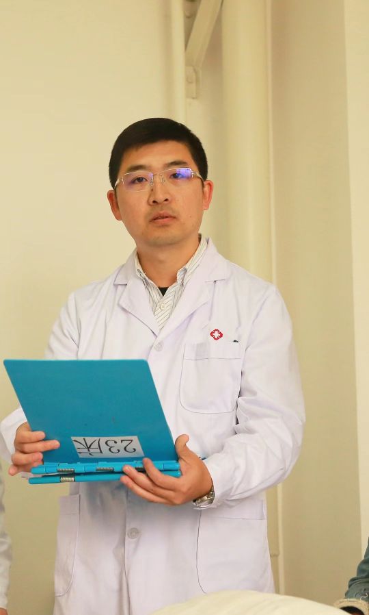 王杨头像