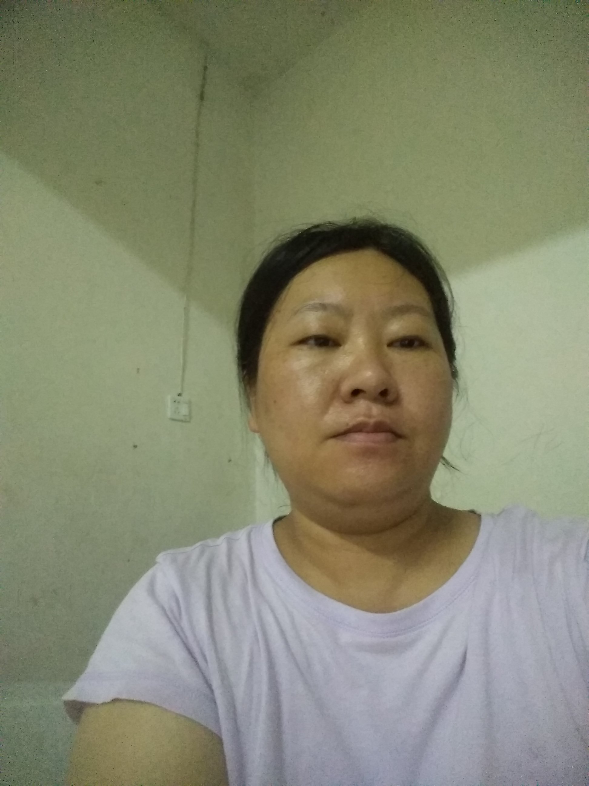陈晓琴头像