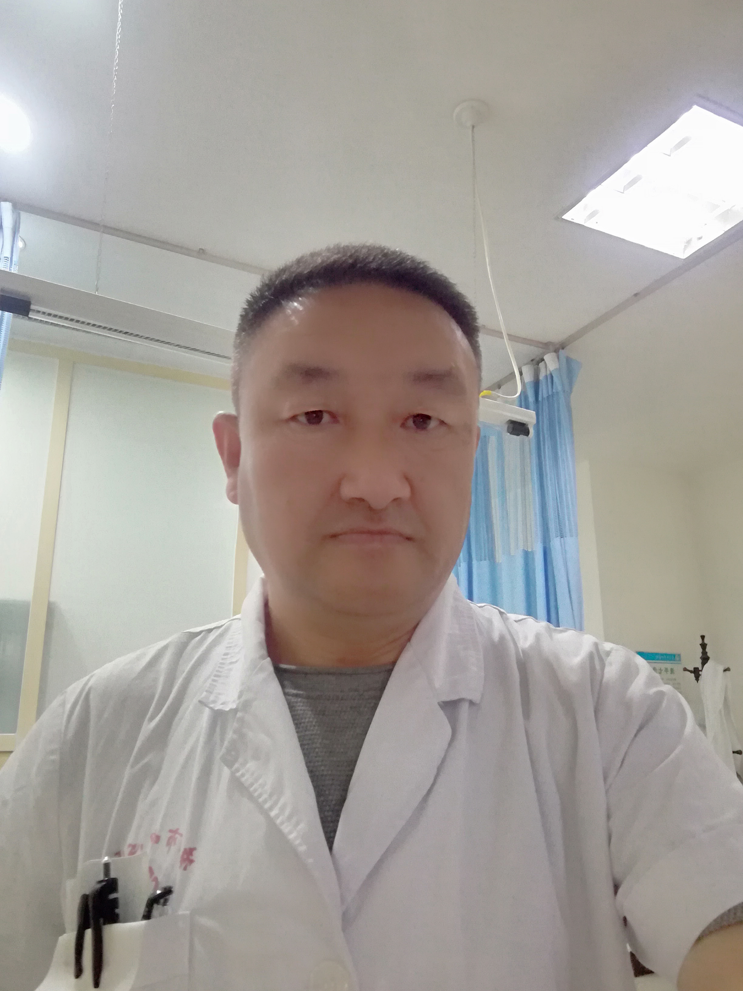赵国伟头像