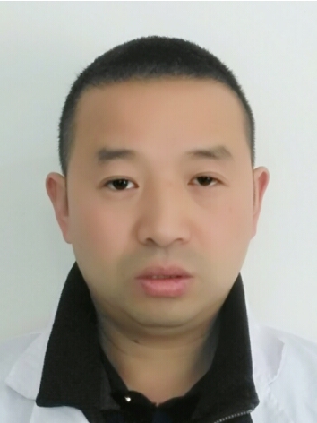 何安平头像