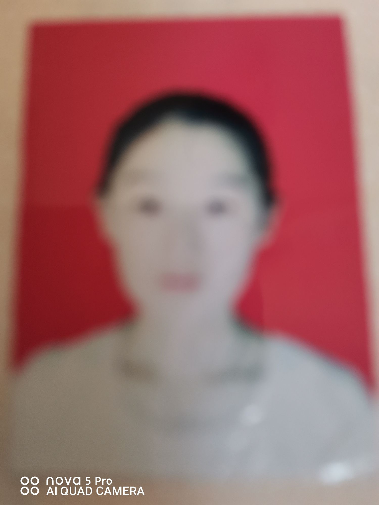 贺红芳头像