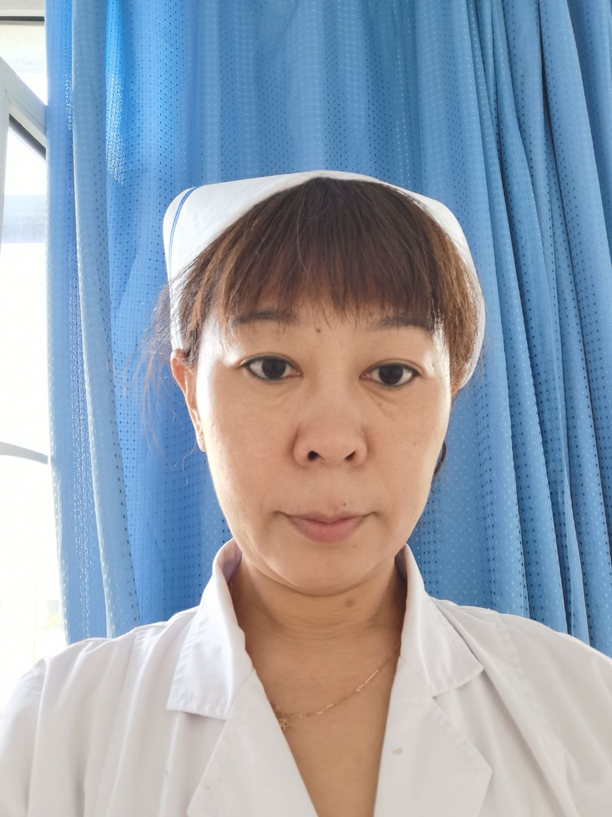 张海艳头像