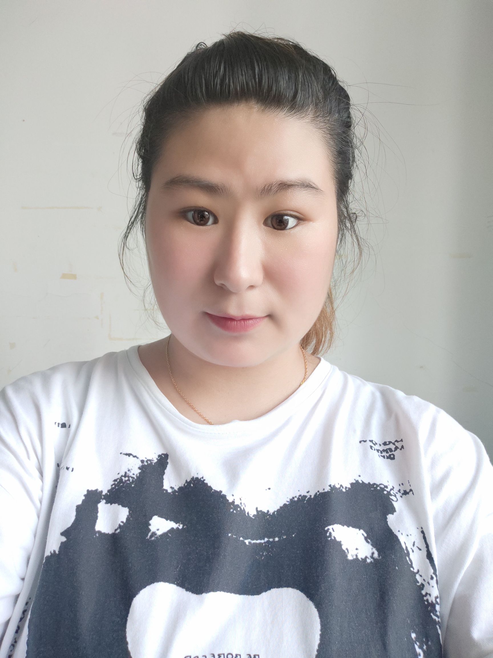 孙明娇头像