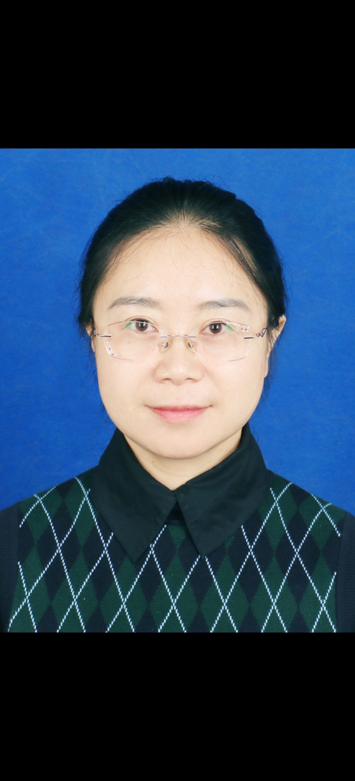 何丽萍头像