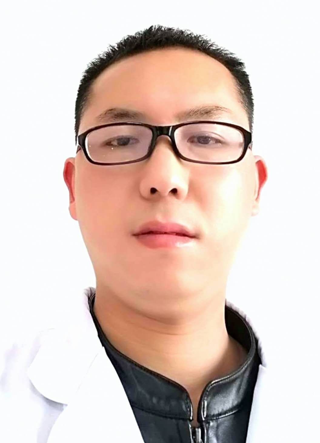 刘长兵头像
