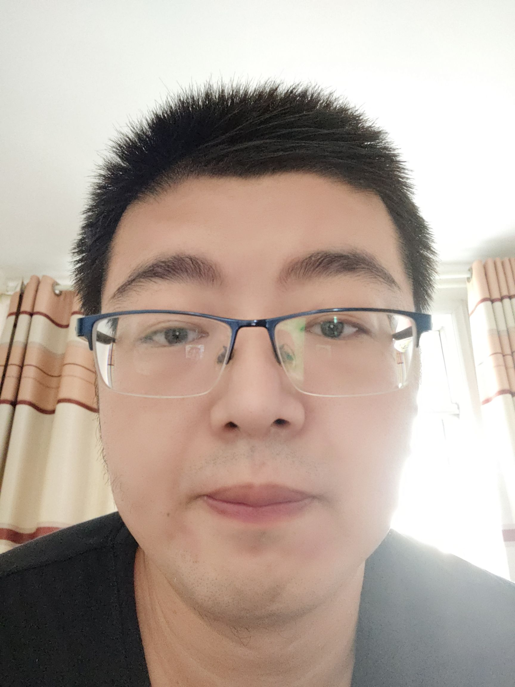 王玉头像