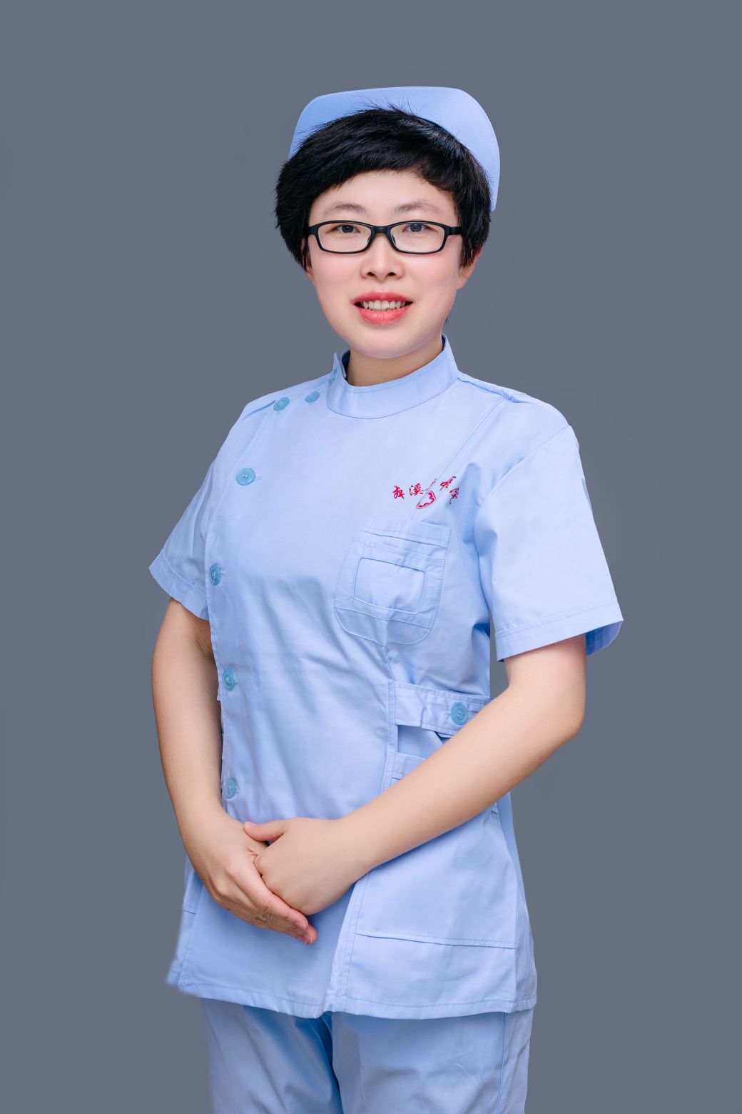 孟月头像