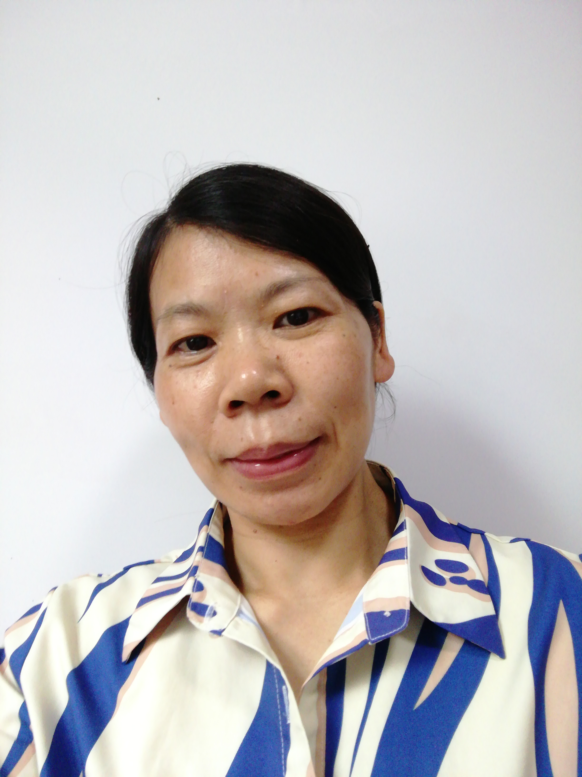 李华仙头像