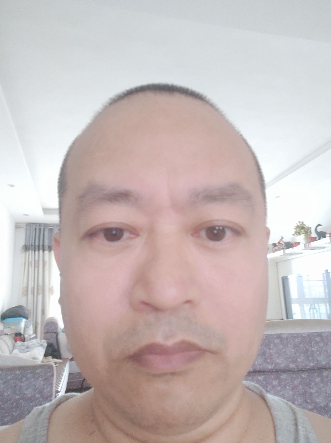 刘文华头像