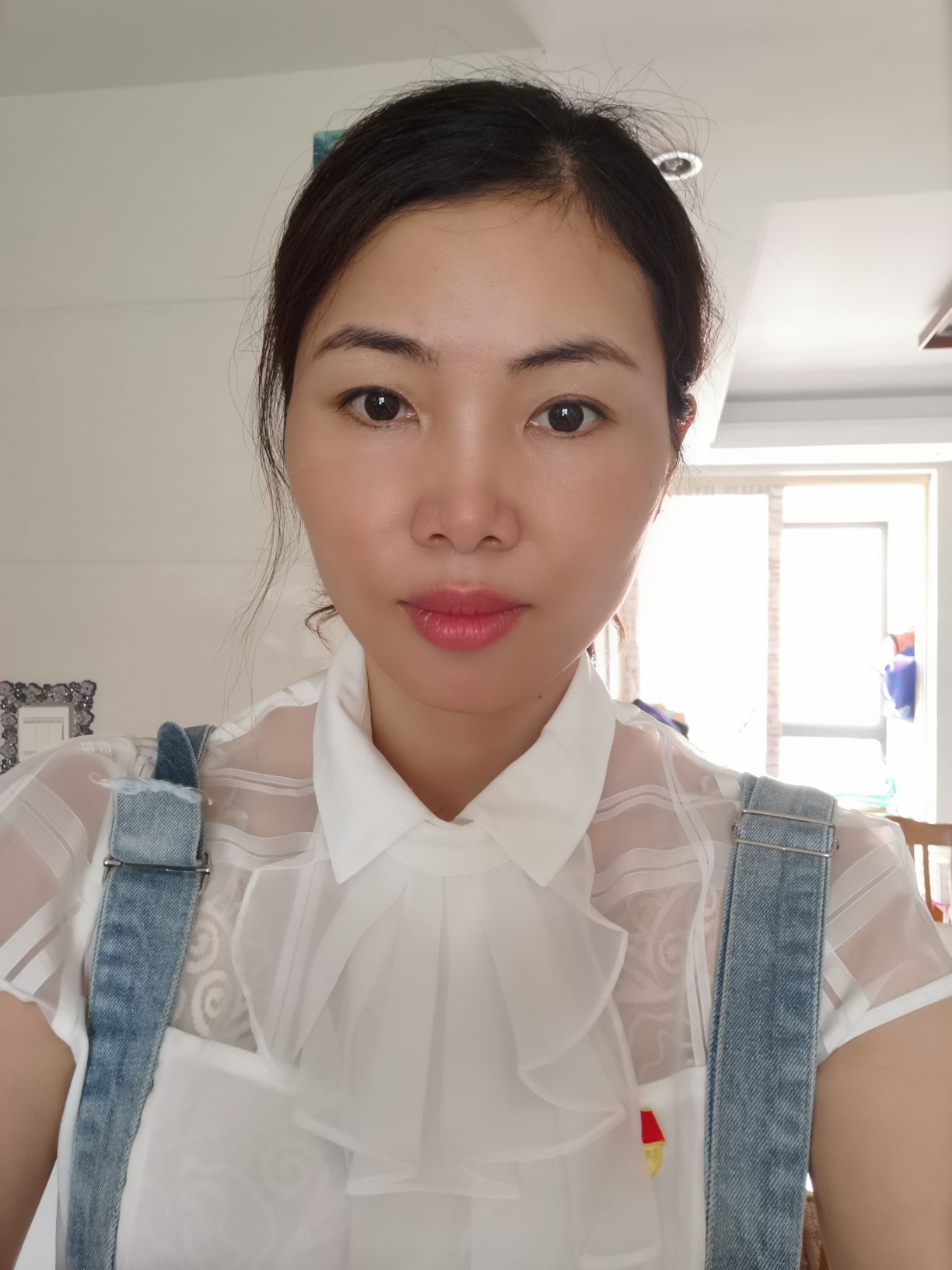 潘严头像