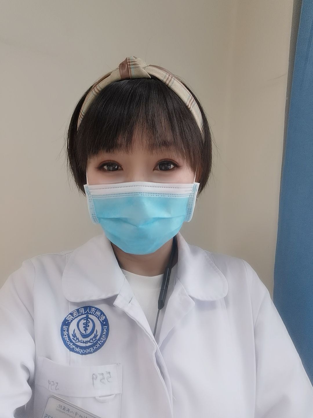 李丽头像