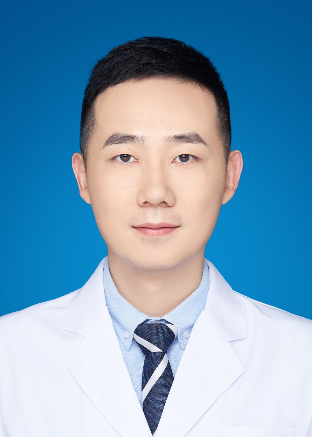 周昊头像