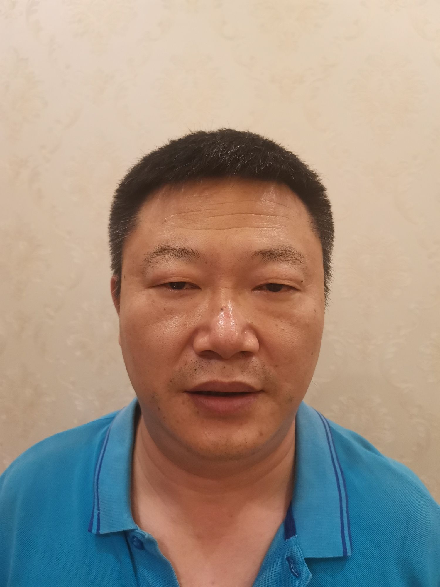 吴连清头像