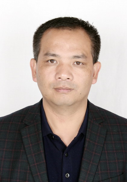 严忠文头像