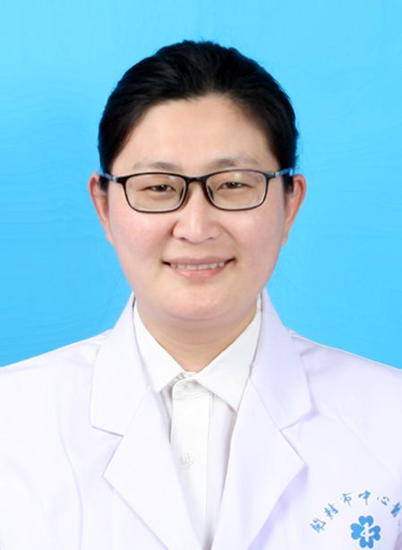 潘红头像