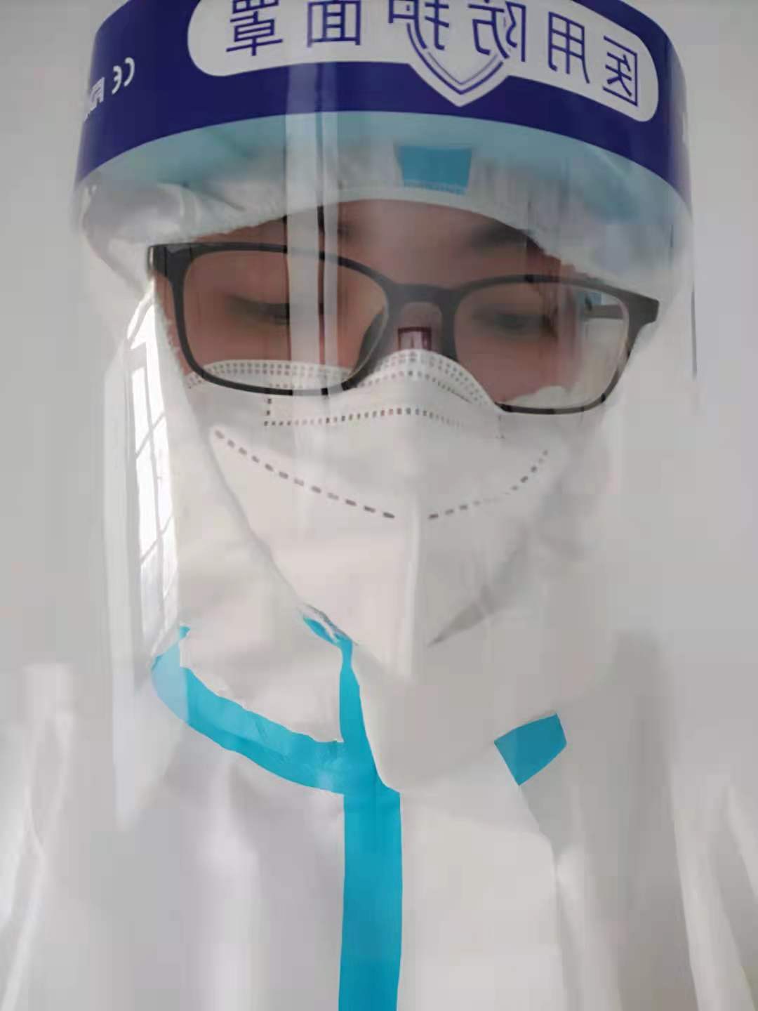 瞿义头像
