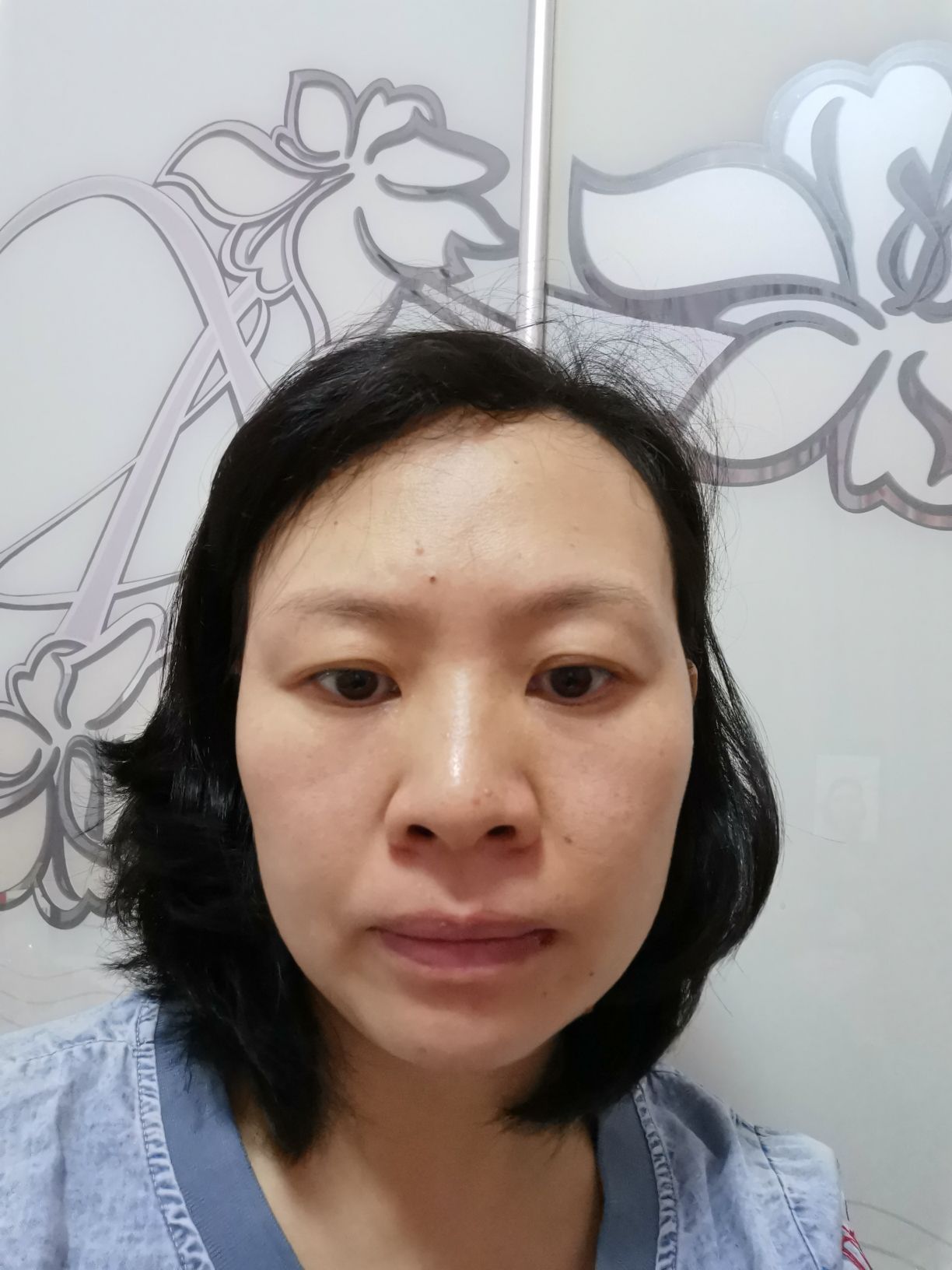 彭敏头像