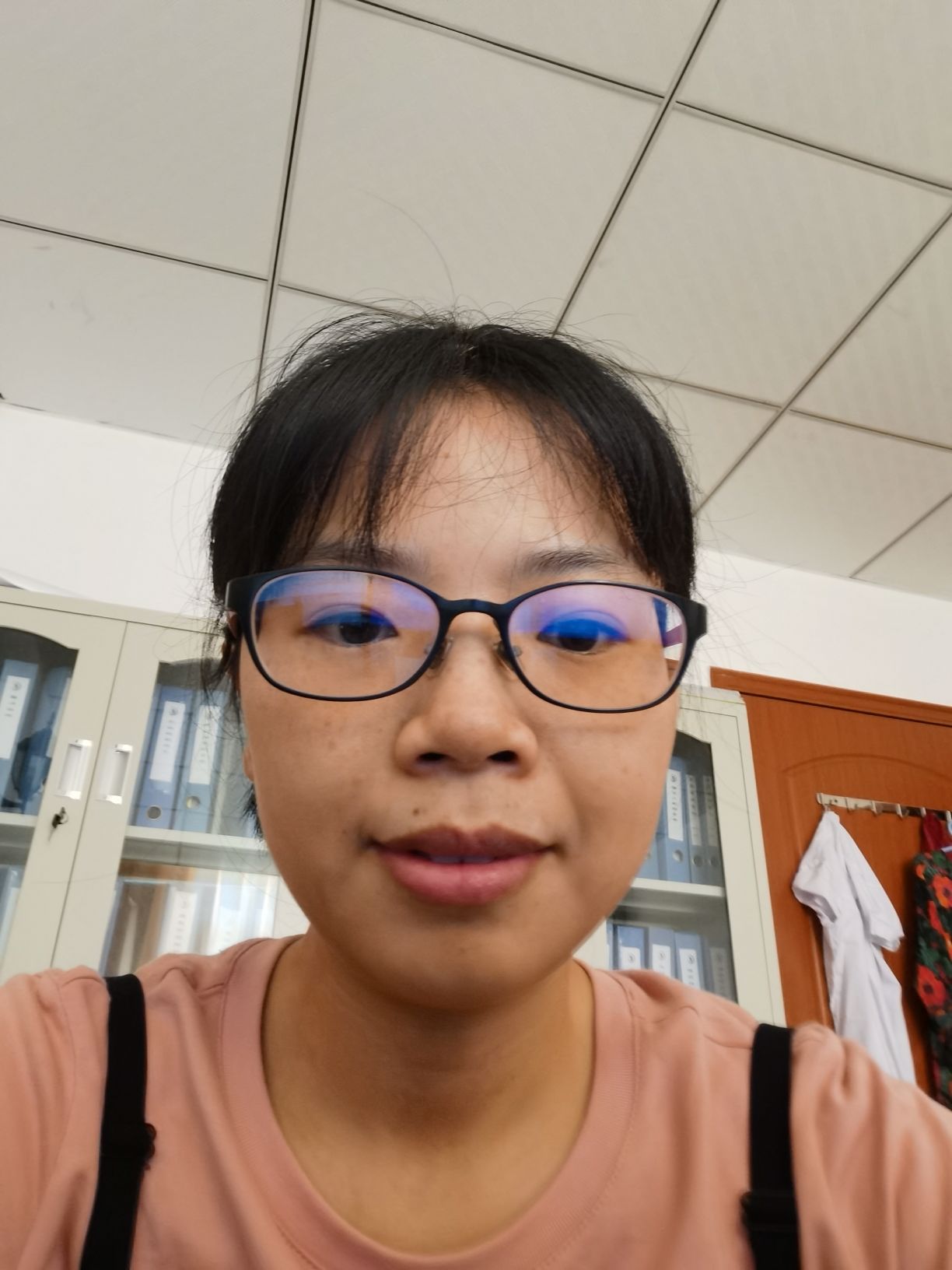 李娟头像
