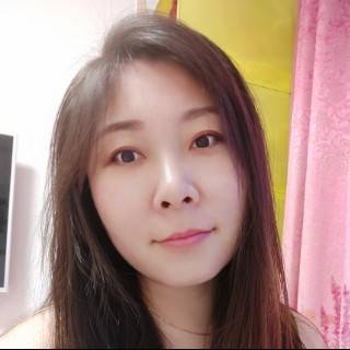 王妍头像