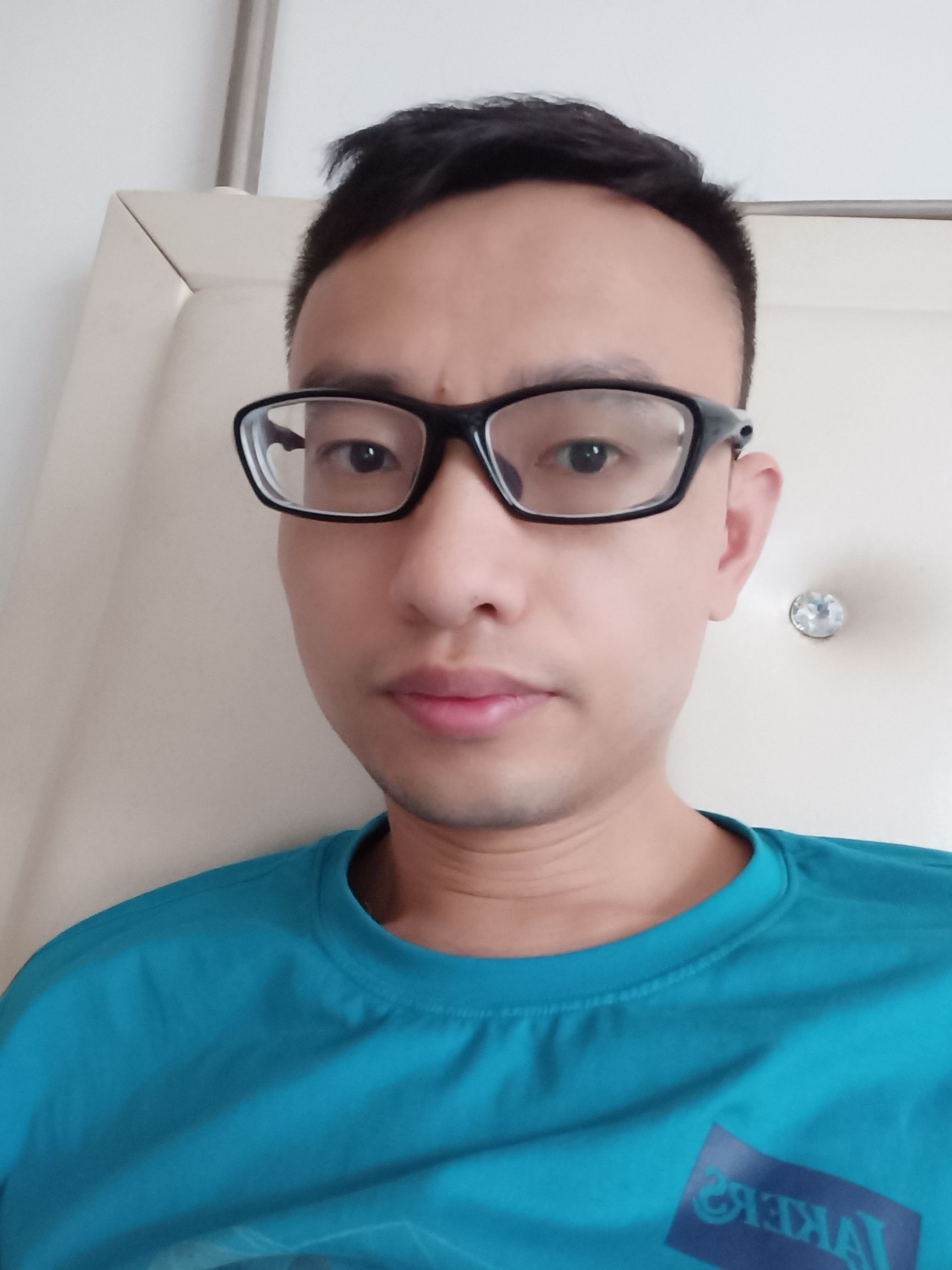 张文波头像