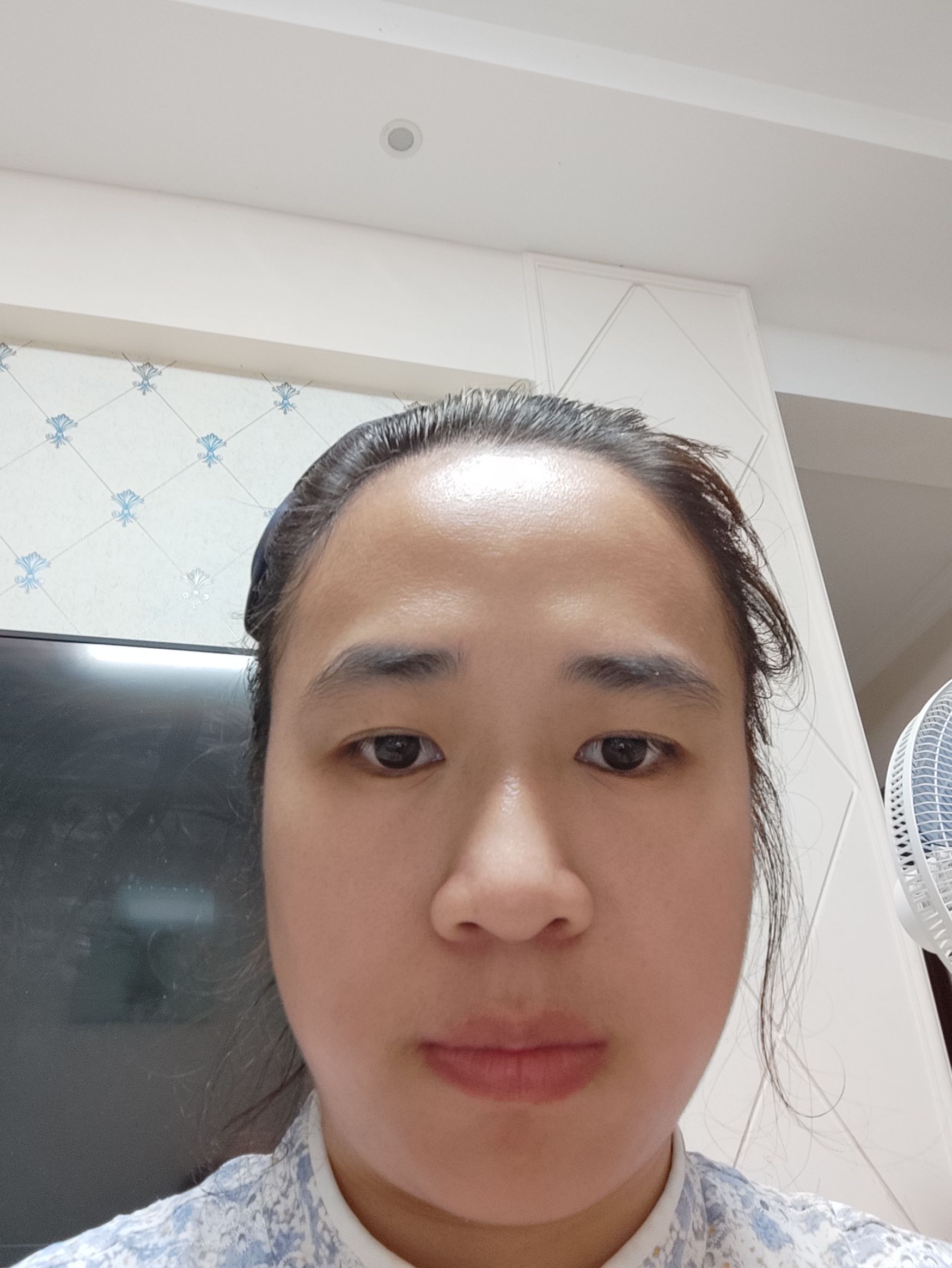 范苓梅头像