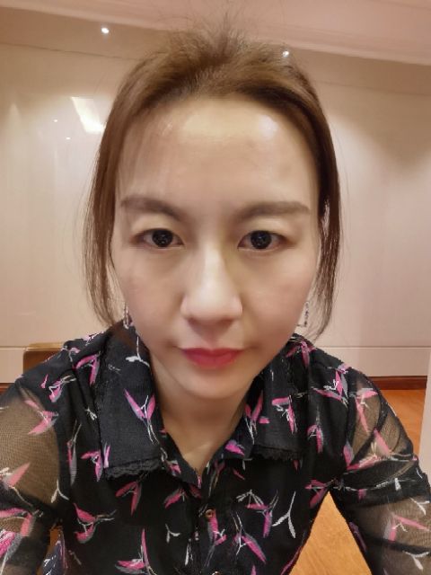 张咏梅头像