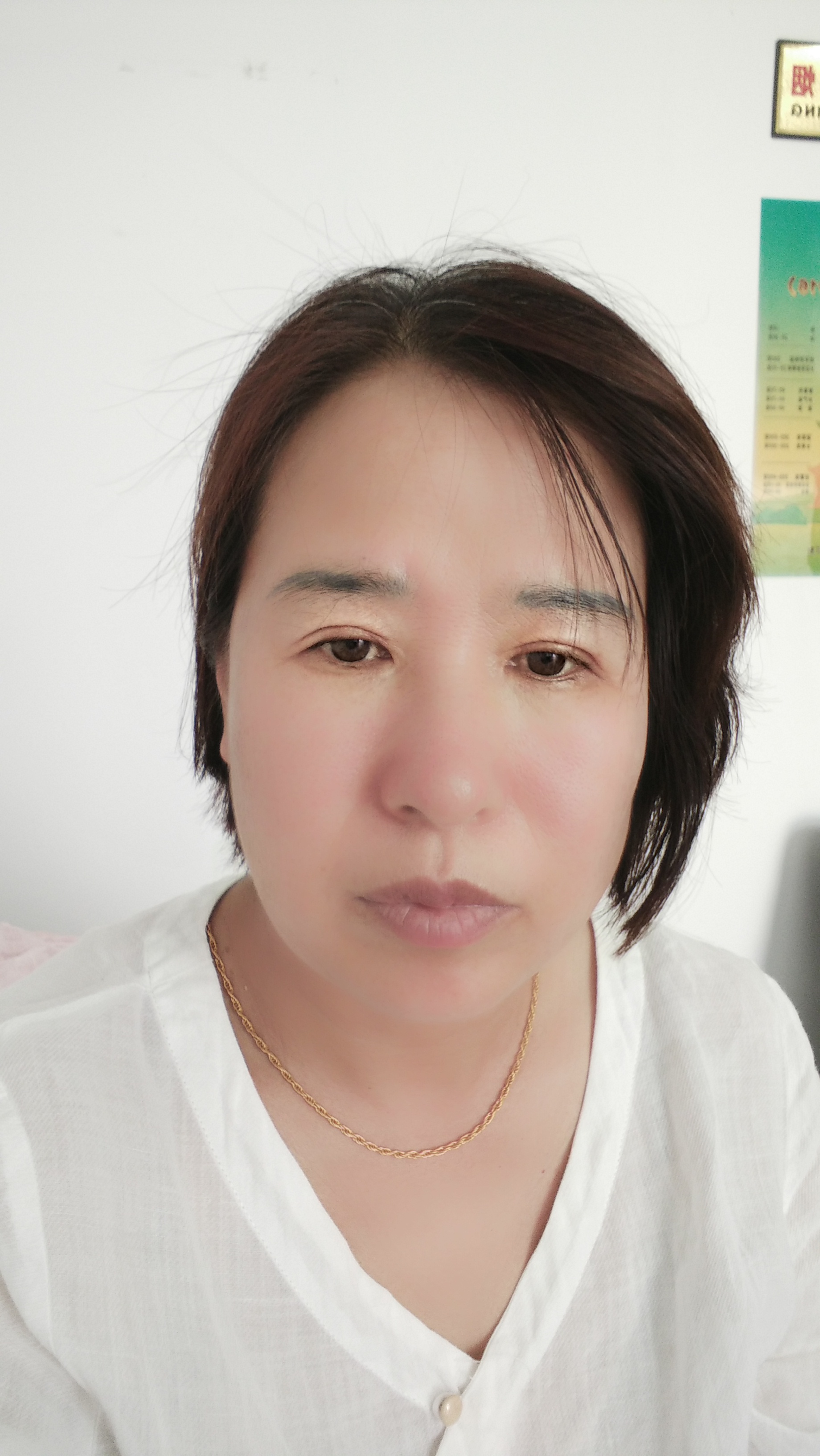 强素洁头像