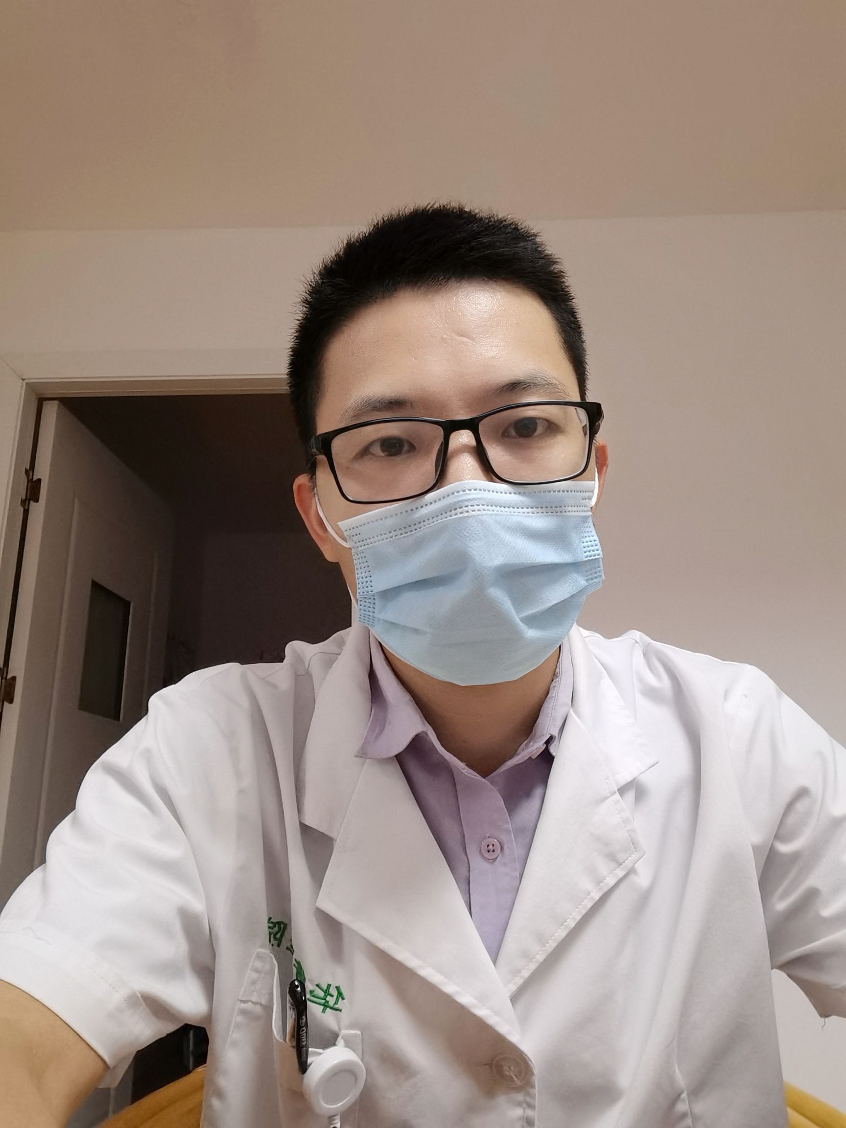 洪伟烈头像